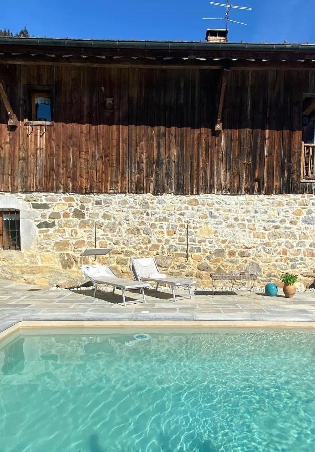 Apartmán La Ferme Des Cousines Saint-Sigismond  Exteriér fotografie